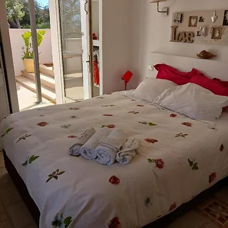 לינה וארוחת בוקר Bois Joli הייר