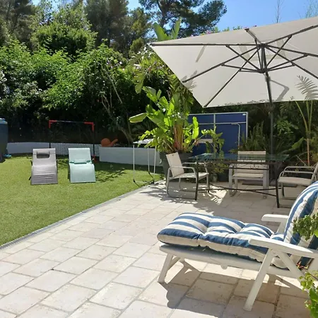 Bois Joli Bed & Breakfast *