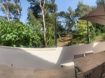 Bois Joli 4*