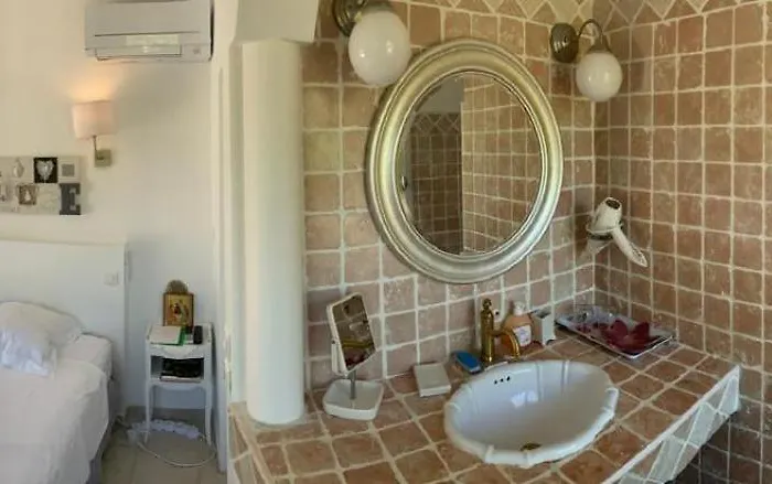 Oda ve Kahvaltı Bois Joli Hyères