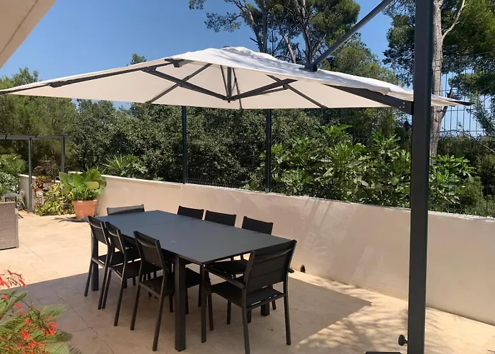 Bois Joli Oda ve Kahvaltı 4*